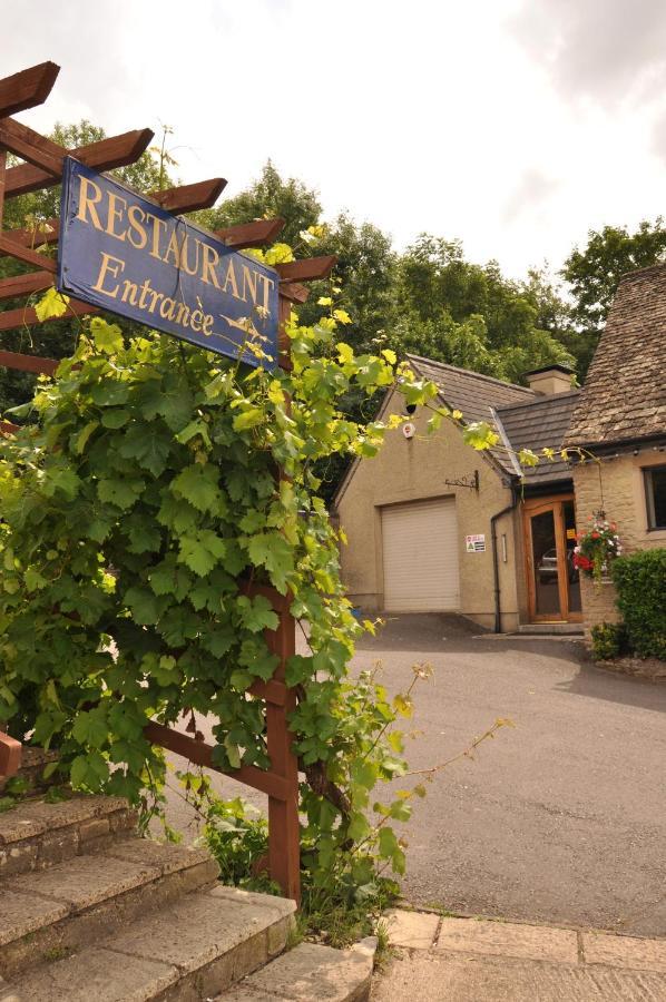 ホテル The Clothiers Arms ストラウド エクステリア 写真